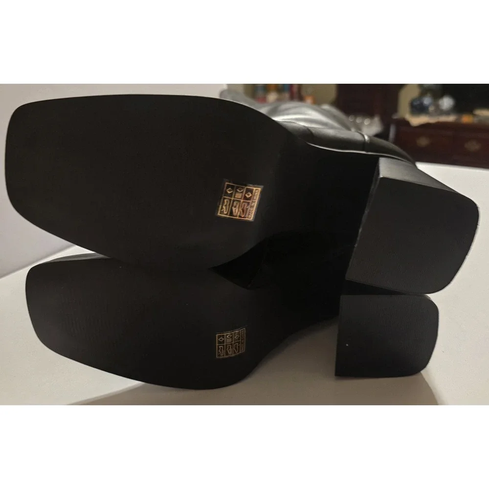 Pretty Little Thing Black Square Toe Knee High Block Heel Boots Womens Size 7